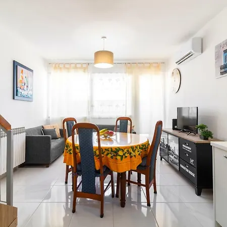 Your Vacation * Split